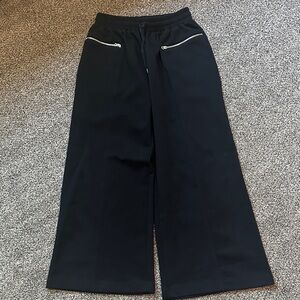 BUCKETLIST Black Wide-Leg knit pants with Gold Zipper Details